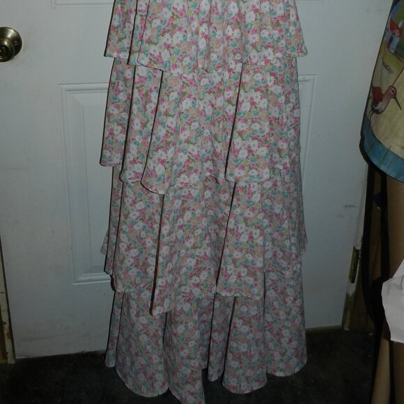 Entro Ruffle Tiered Maxi Dress floral size large🆕 FAST🏃‍♀️⚡🚚💥 - Picture 5 of 14